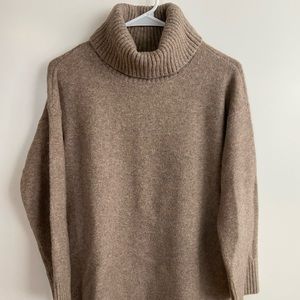 Uniqlo beige turtleneck sweater